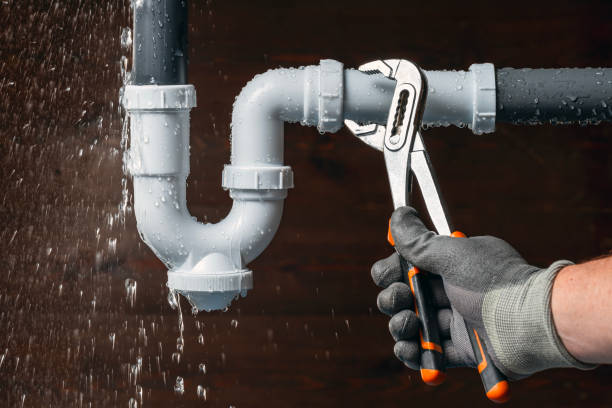 Professional Gas Line Repair technician working in Monroe Township, NJ
